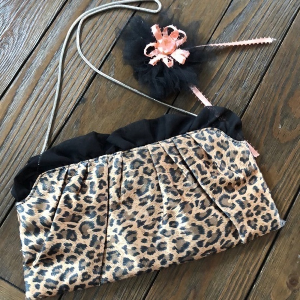 Steve madden leopard print satin evening bag
